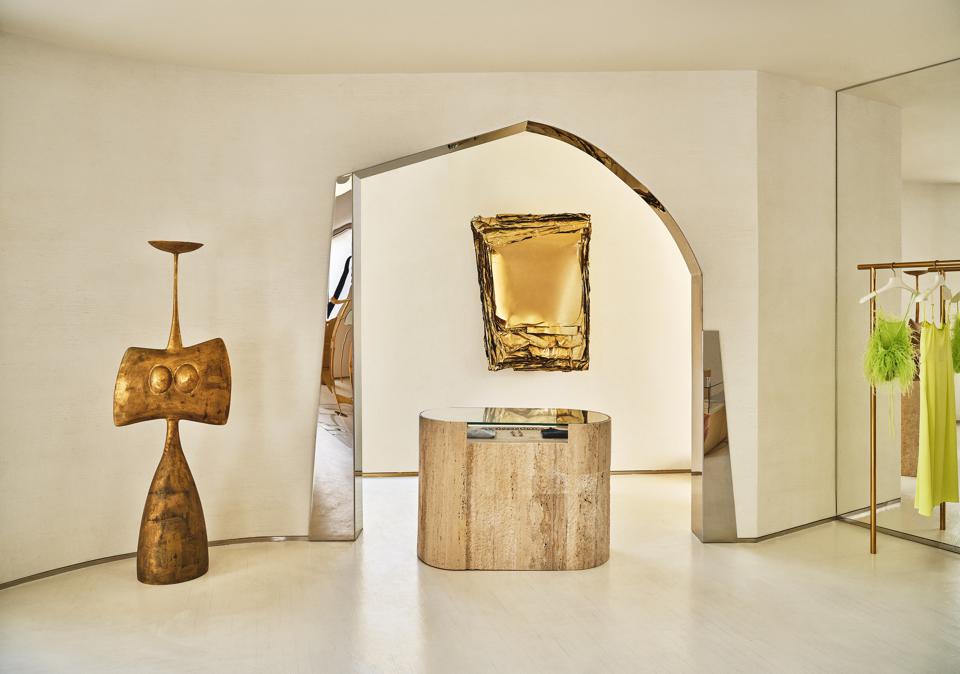 Jasmin Larian’s Sculptural Inspiration For Cult Gaia’s Newest Flagship ...