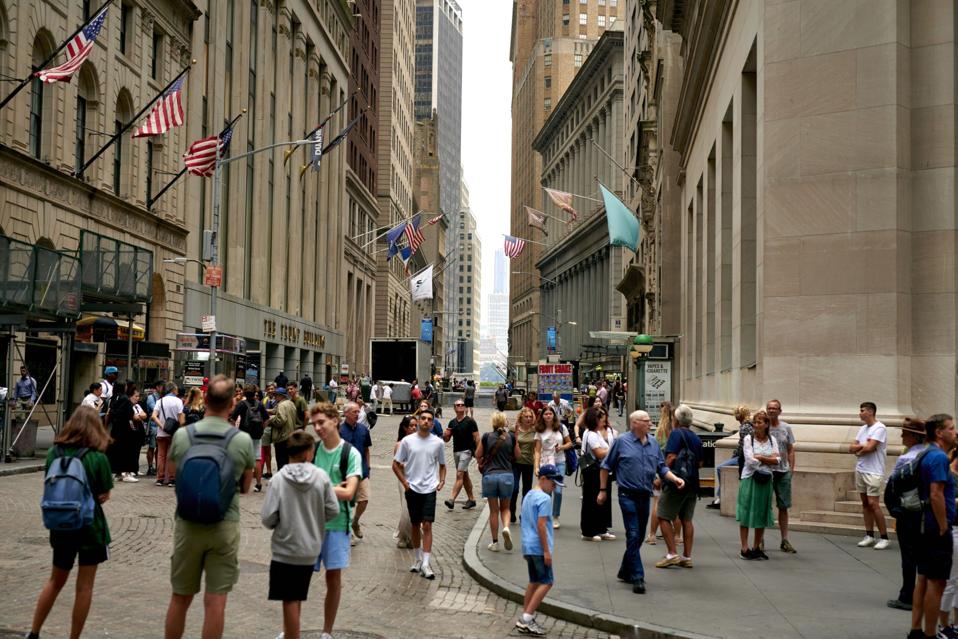 Stocks This Week: Buy Adobe And Sell Short Ford