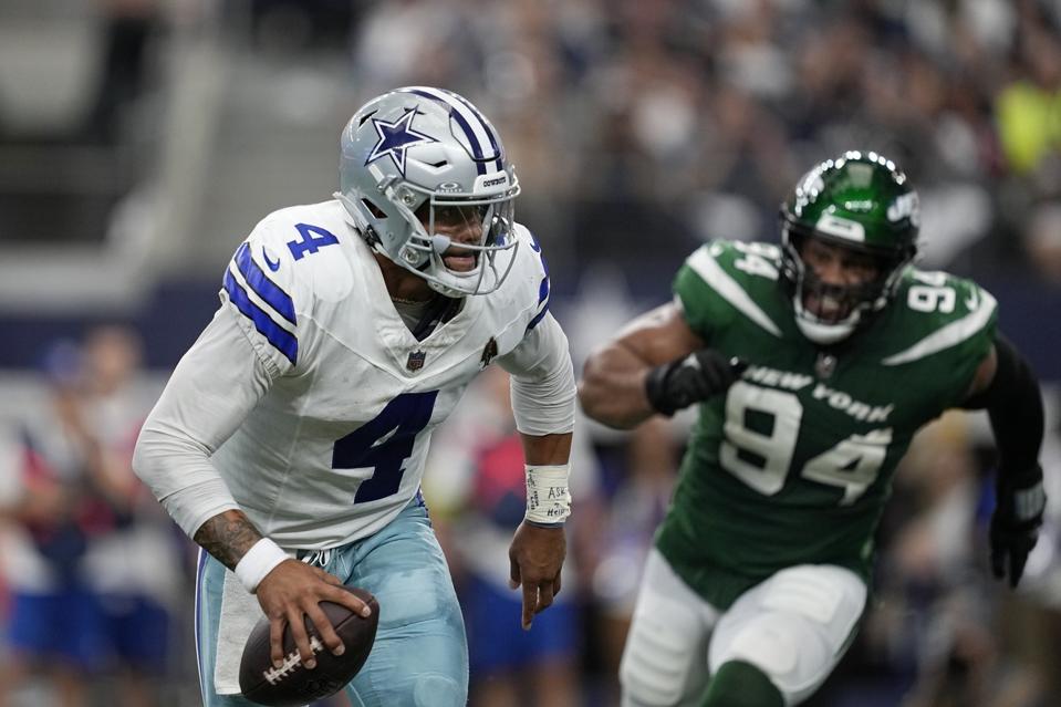 NFL Stars Shine Gametime Light On Mental Health And 988 Services
