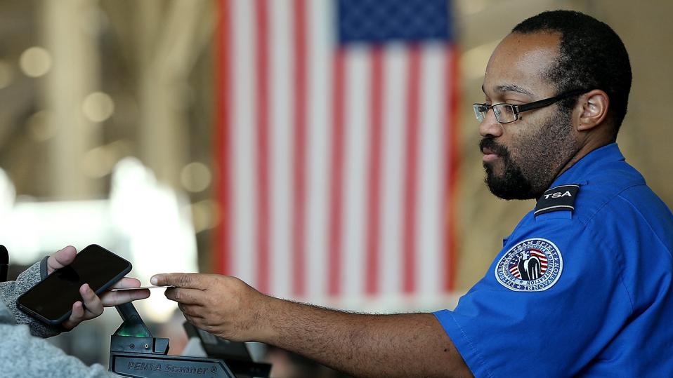 Here’s Why Senators Want To Ban The TSA’s Facial Recognition Screening At Airports