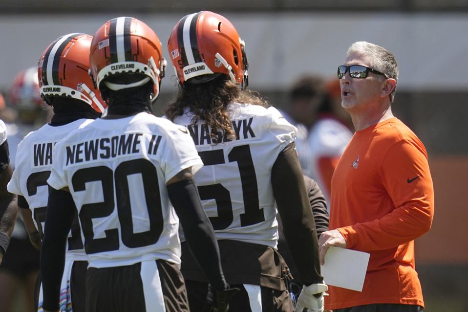 Can The Cleveland Browns’ Defense Shake Its Mid-Season Slump?