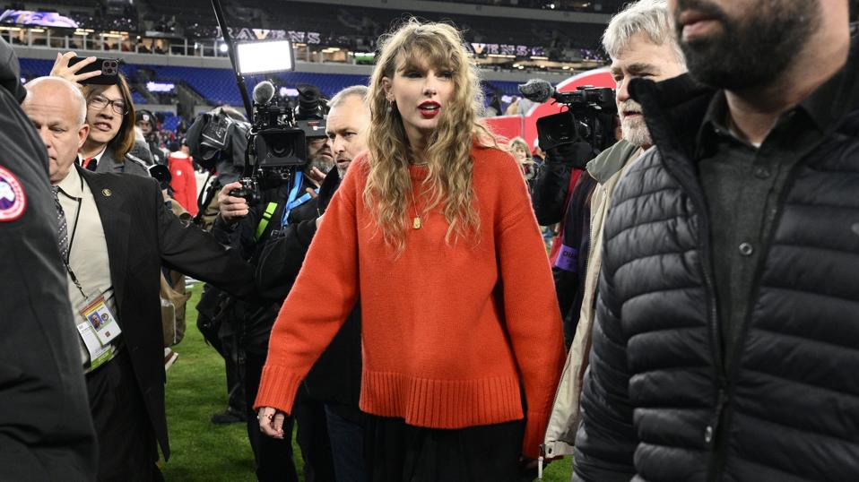 Taylor Swift’s Lawyers Threatened Legal Action Against Flight-Tracking Student