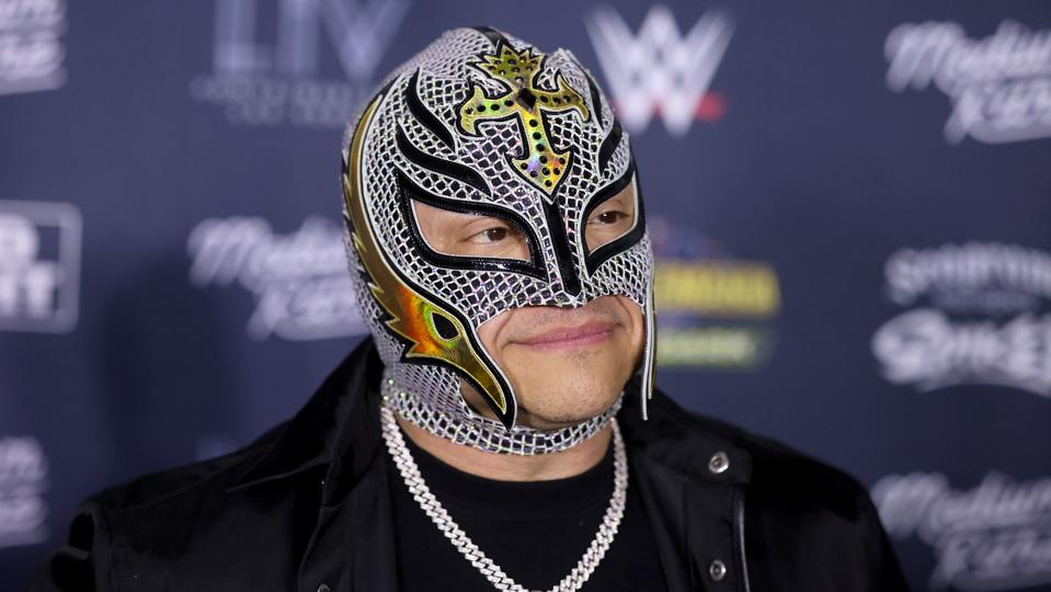 WrestleMania 41: Rey Mysterio Injury Puts Major Match In Jeopardy