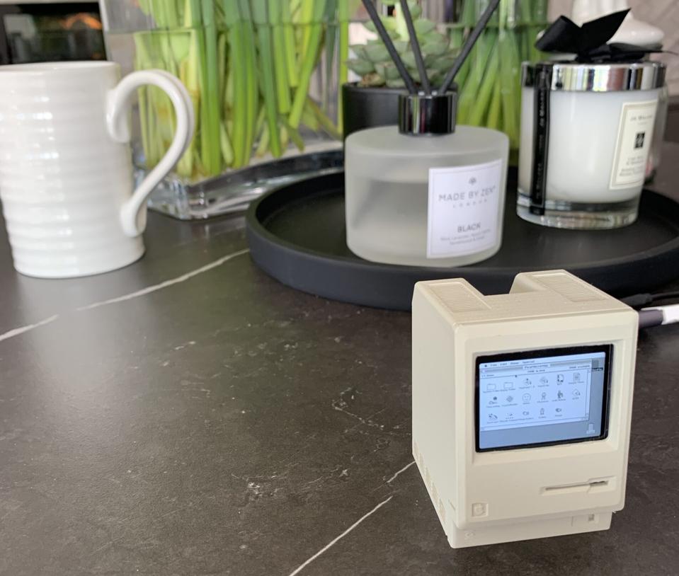Tiny, Functional Replica Of The Original Apple Mac Fits In Your Hand