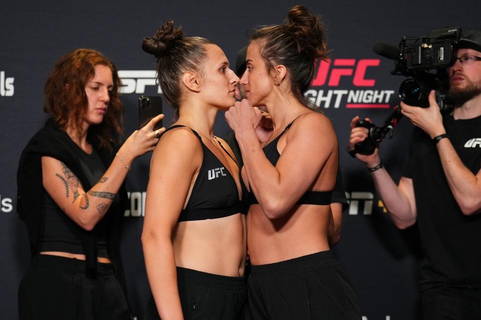 What Time Does Tonight’s UFC Vegas 107 Fight Card Start?