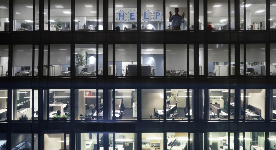 LinkedIn’s Survey ShowsWorkers’ Confidence In Job Security And Job Prospects Plummet, While Pessimism Rises