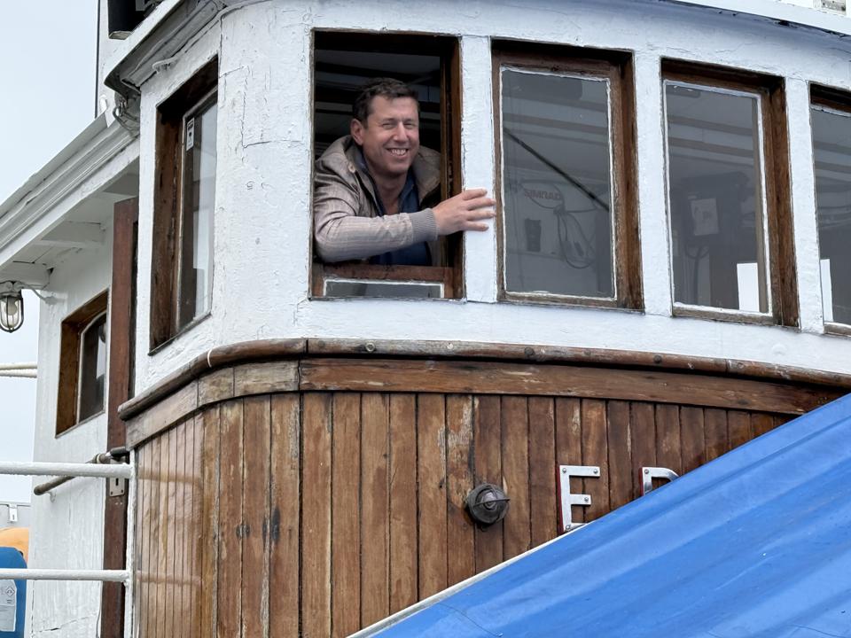Historic Shetland Bus Convoy Sails Again 80 Years After World War II
