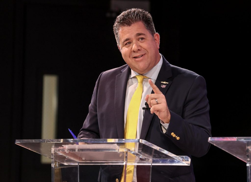 $183 Billion Is Up For Grabs, If Small Businesses Can Read The Fine Print