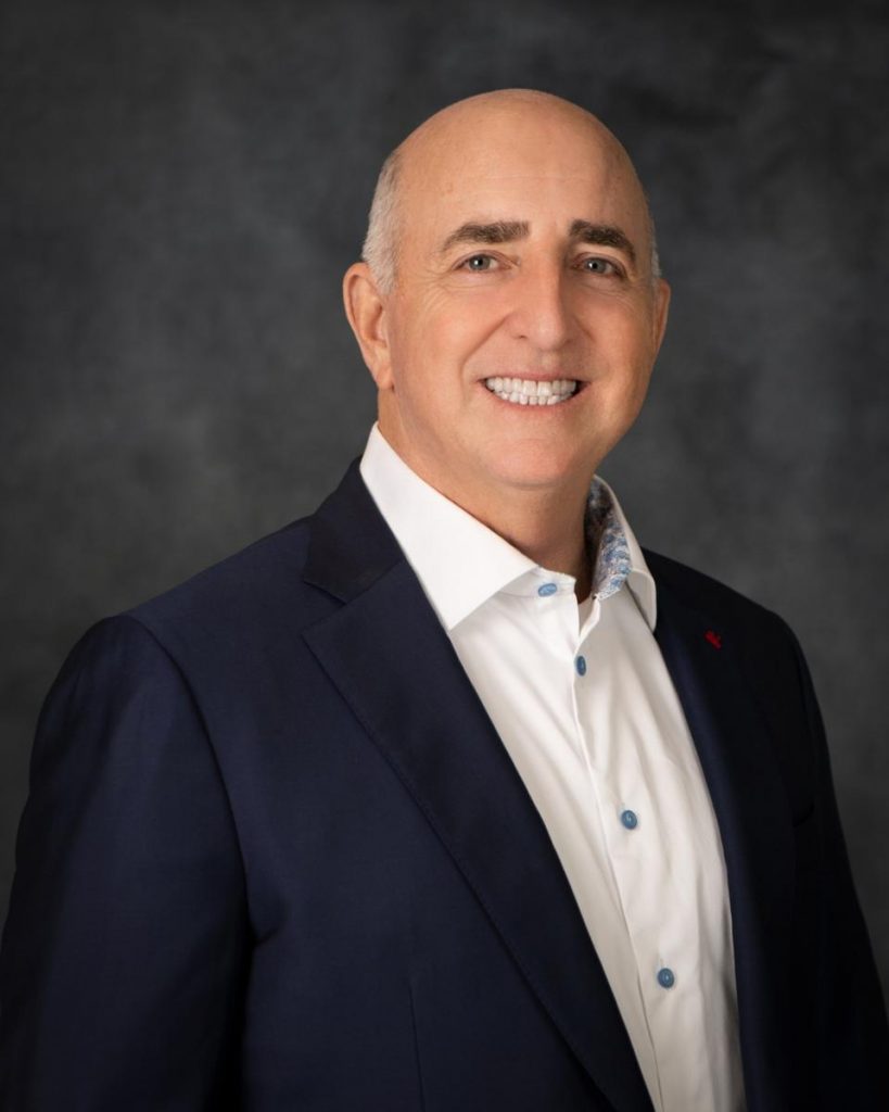 Best Idea: Top Team Focuses On Helping Clients, Solving Problems