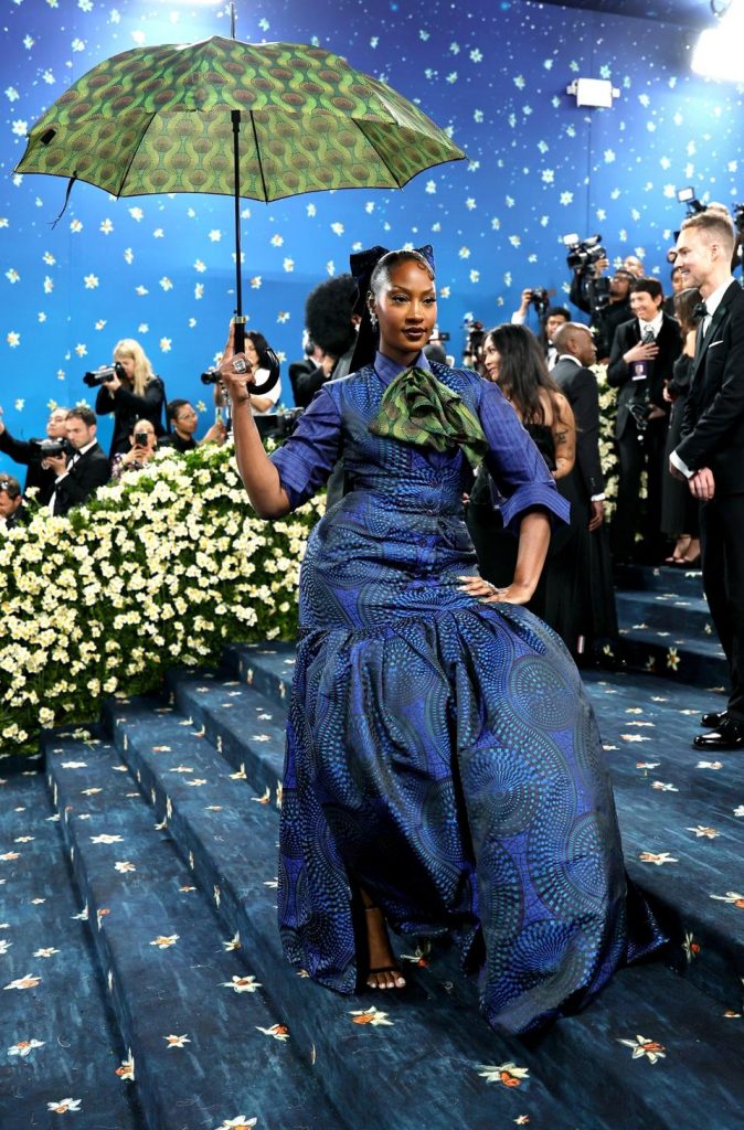 Tems Launches ‘Leading The Vibe’ To Bridge The Gender Gap In Music