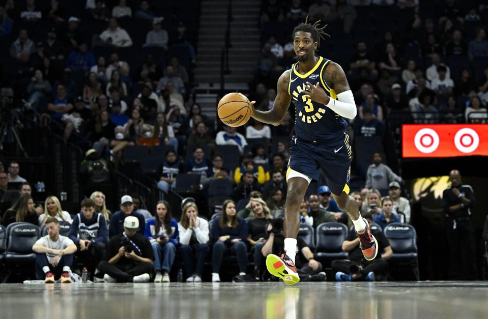 T.J. McConnell Hamstring Injury Forces Pacers To Pivot, Sign Cam Payne