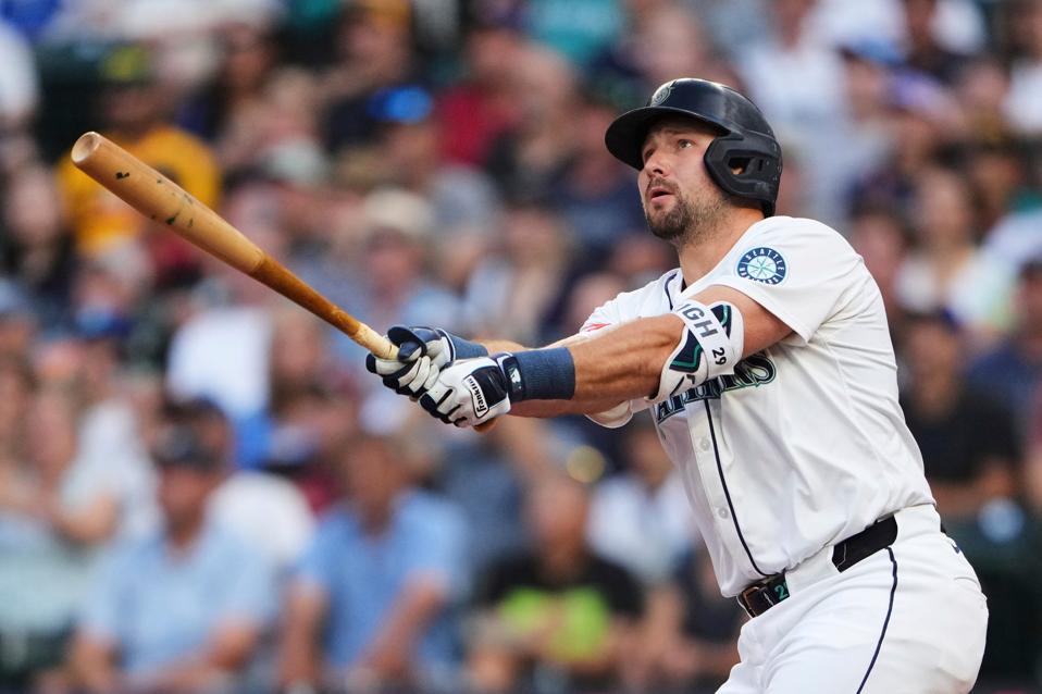 Yankees Slugger Aaron Judge Outperformed Cal Raleigh To Win Close AL MVP Race