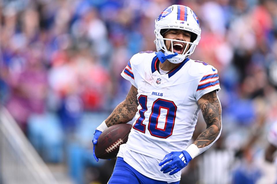 Sunday NFL Week 13 Player Props: Gadsden And Shakir