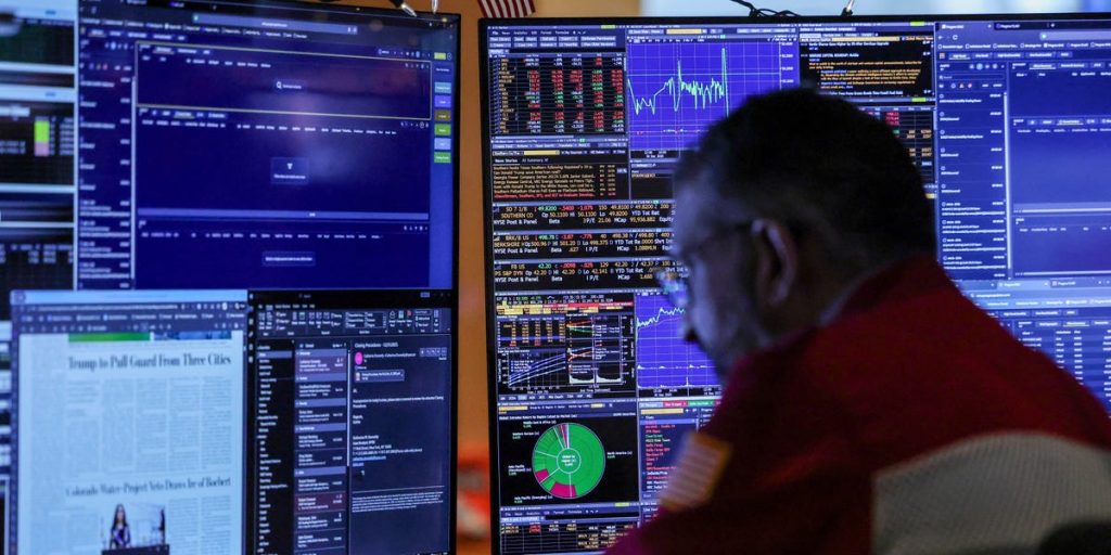 The hedge fund strategies investors desire most in 2026 — and the 3 charts that show why