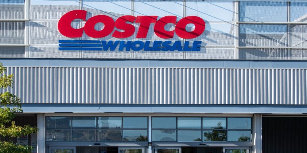 Instacart Faces New Threat as DoorDash and Uber Expand Costco Partnership
