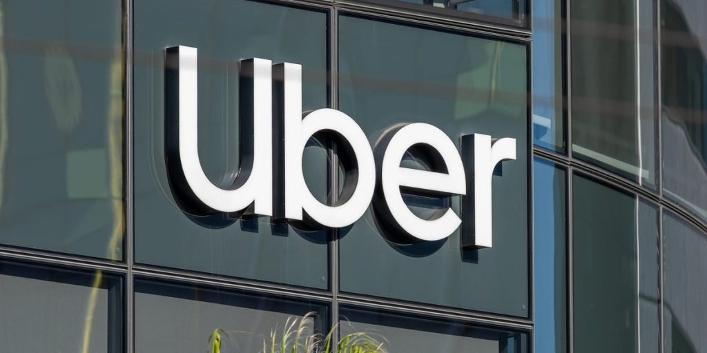 Uber Cuts 10% of Workforce in Management Layer Reduction, CEO Memo Reveals