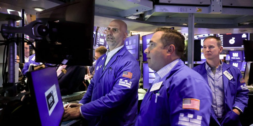 What the Bond Market Signals as Yields Hit 20‑Year Peaks