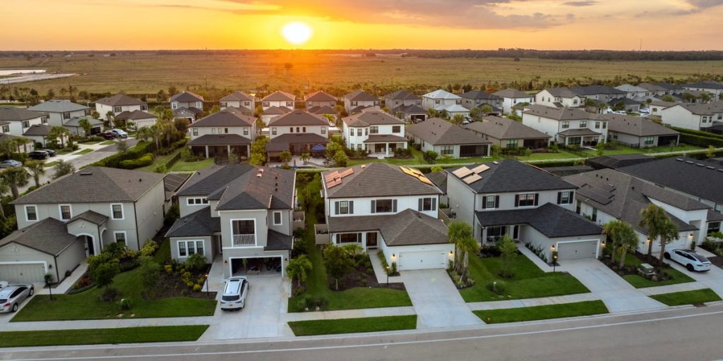 America’s Home Supply Hits Decade-High; Buyers Remain Uninterested