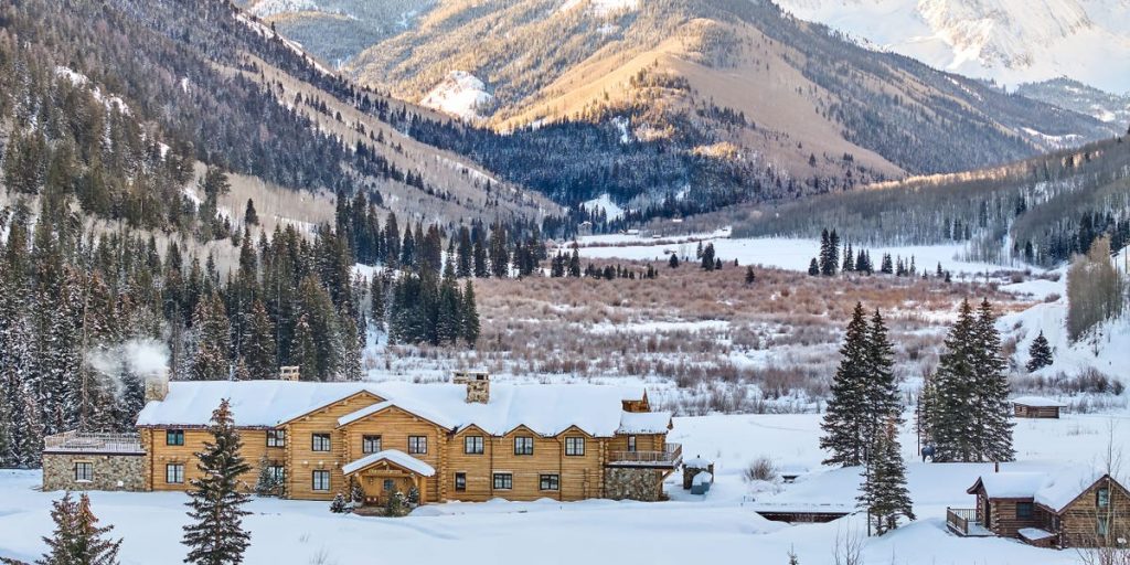A billionaire wanted $125 million for his Aspen compound. He got $33.5 million.