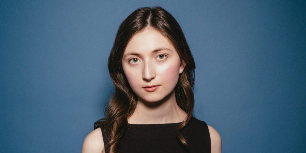 Emma Camp möchte, dass die Generation Z erwachsen wird