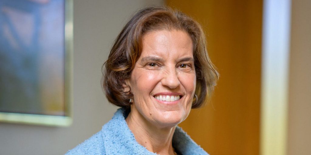 58-Year-Old Women’s Health CEO Reveals Daily Habits: Walking for Mental Clarity and Nightly Ice Cream Ritual